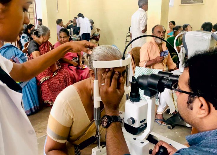 Community eye clinic